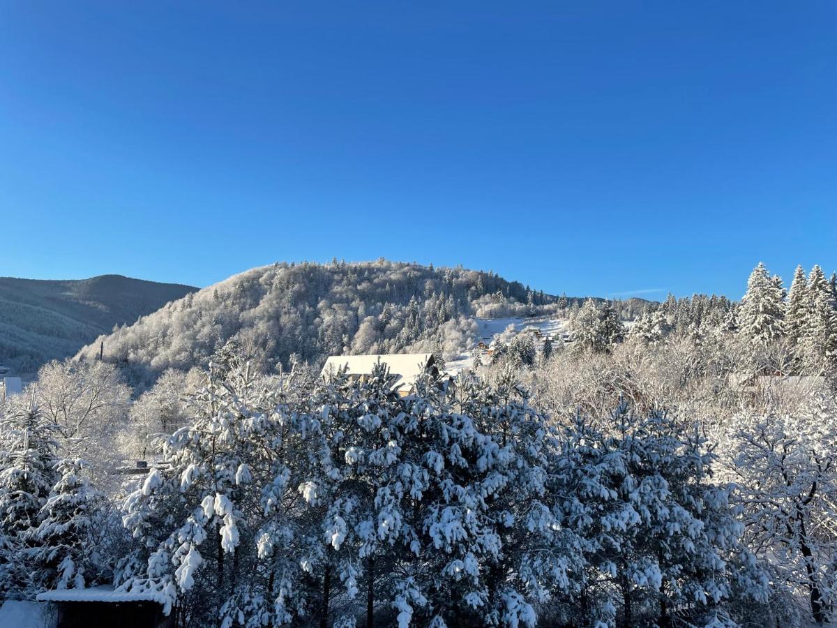 Panska Hata Jaremtsje Buitenkant foto
