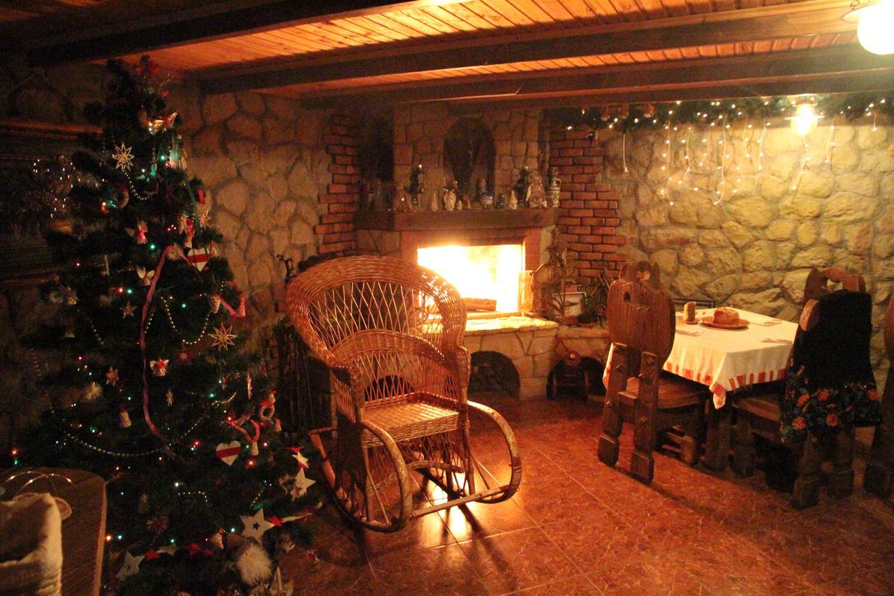 Panska Hata Jaremtsje Buitenkant foto