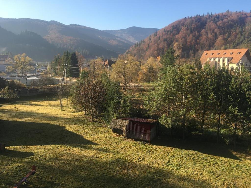 Panska Hata Jaremtsje Buitenkant foto