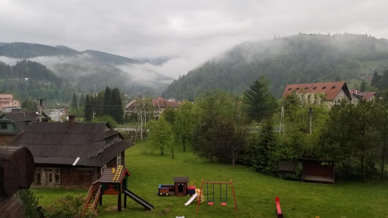 Panska Hata Jaremtsje Buitenkant foto